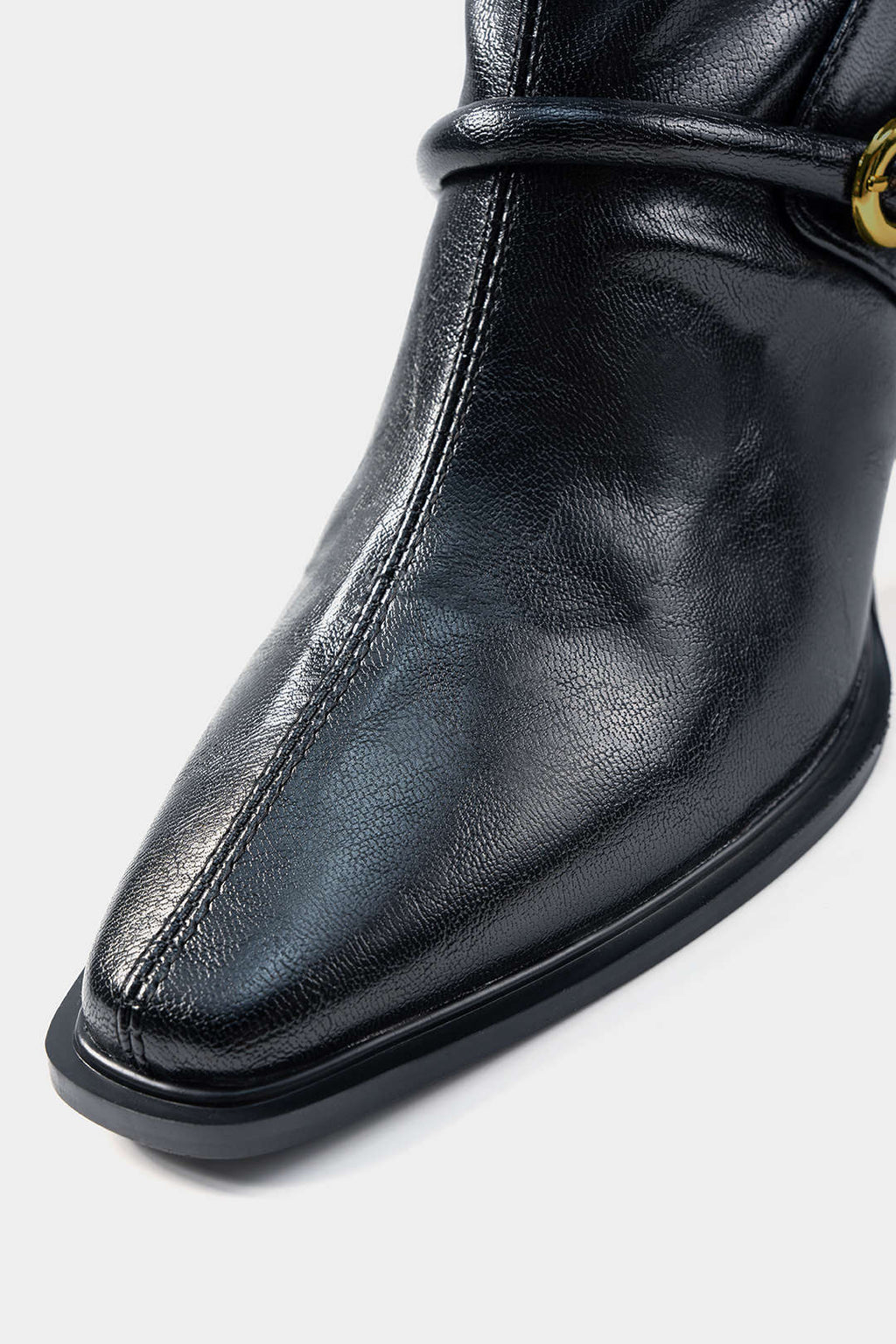 Bong Bag Black Square-Toe Zip Ankle Boots